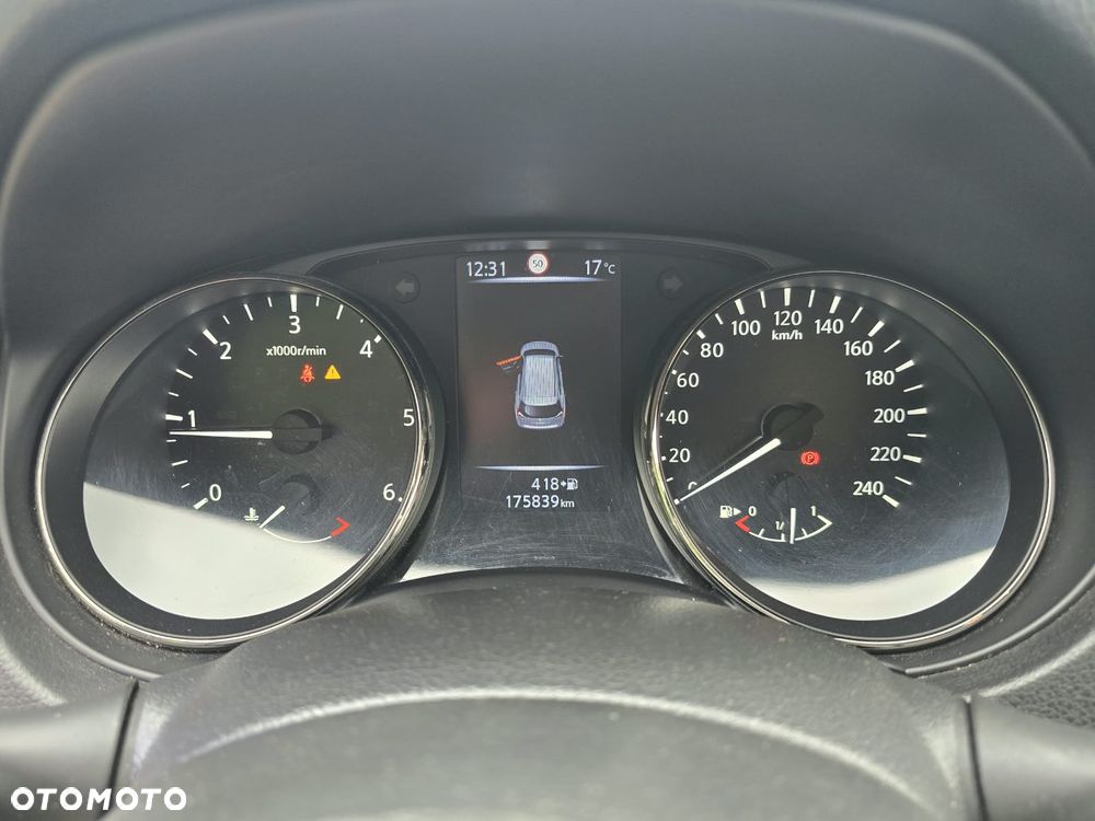 Nissan X-Trail - 30