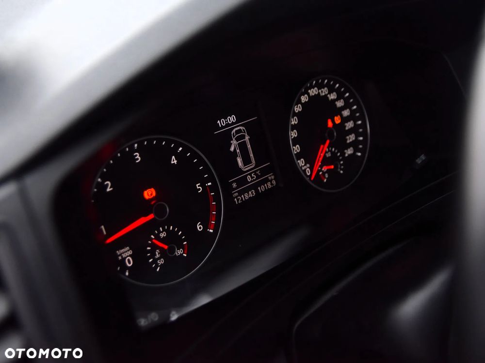 Volkswagen Transporter - 17