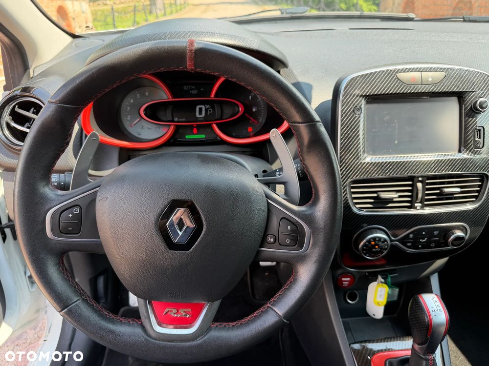 Renault Clio TCe 220 EDC R.S Trophy - 18