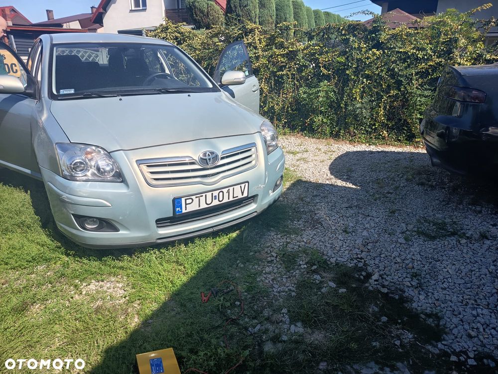 Toyota Avensis 2.0 D-4D Sol - 5