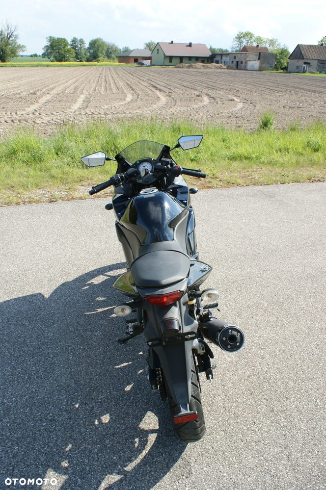 Kawasaki Ninja 250R - 9