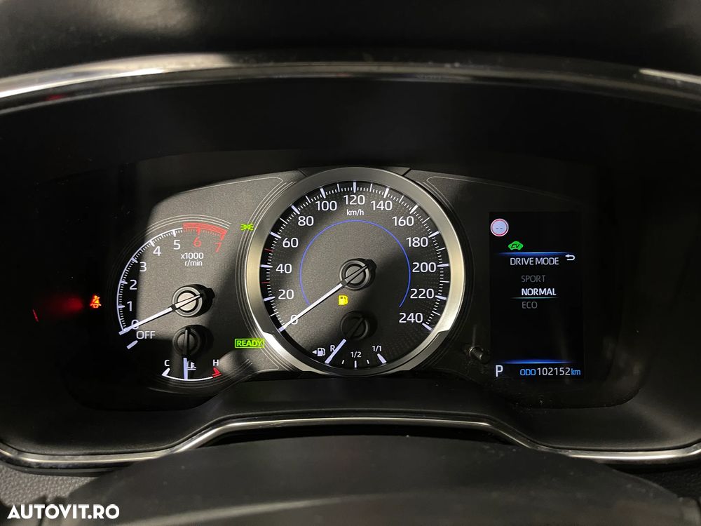 Toyota Corolla 1.8 Business Edition - 27