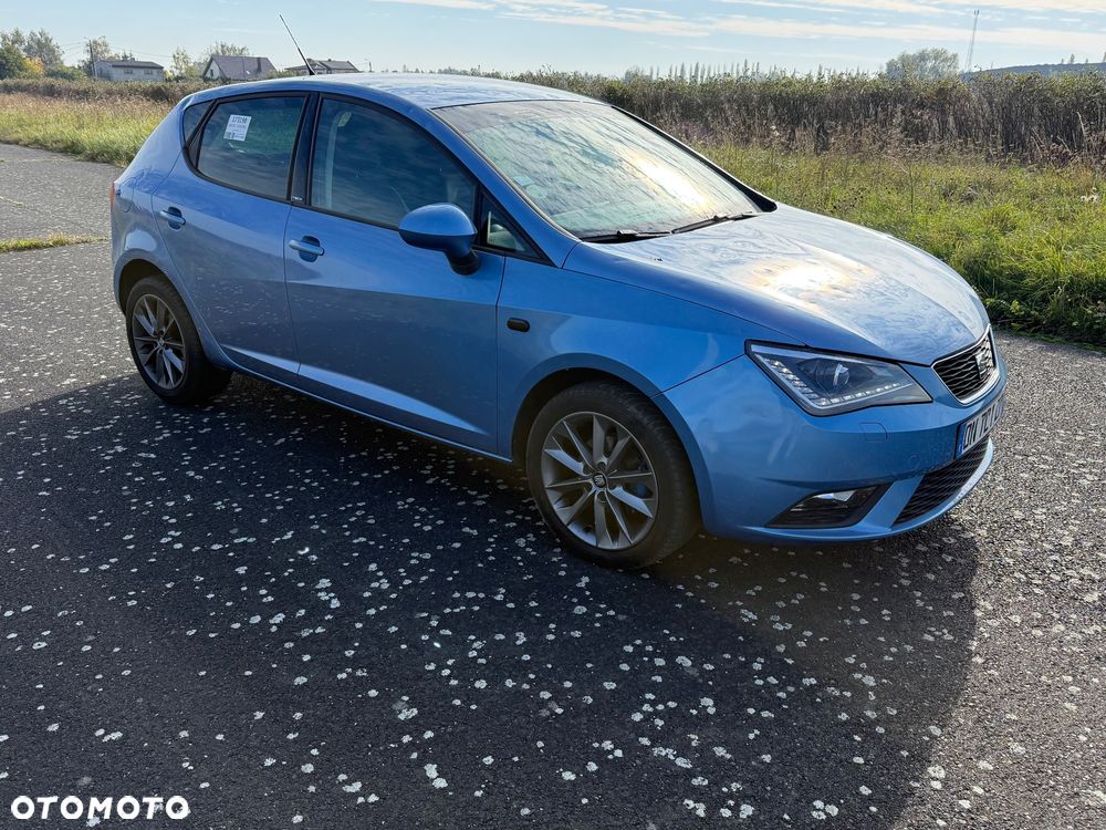 Seat Ibiza 2015 photo 2