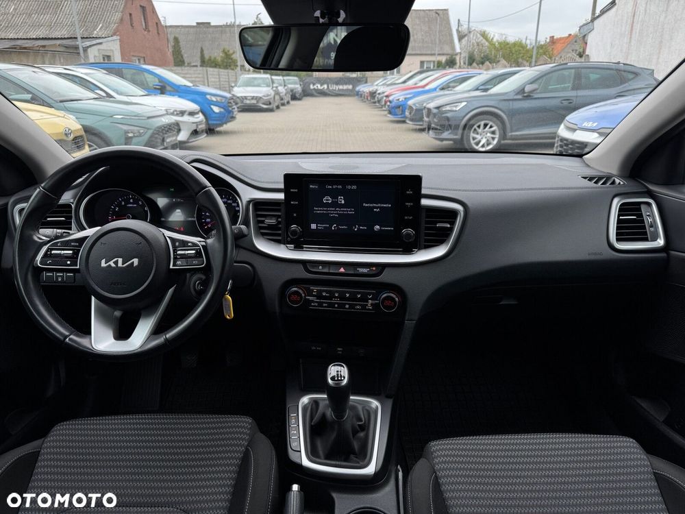 Kia Ceed 1.5 T-GDI M - 20