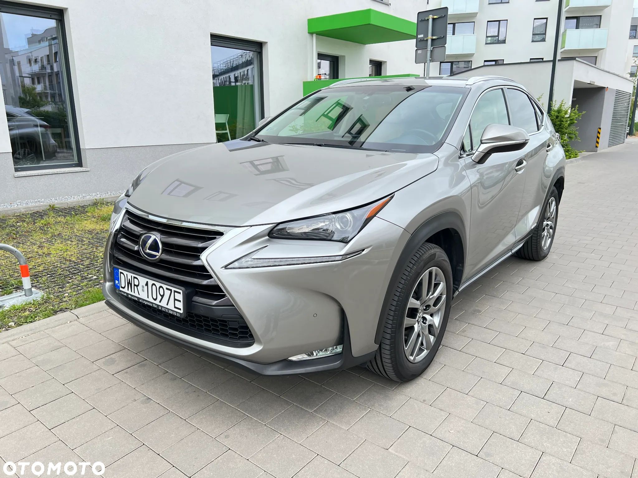 Lexus NX - 1