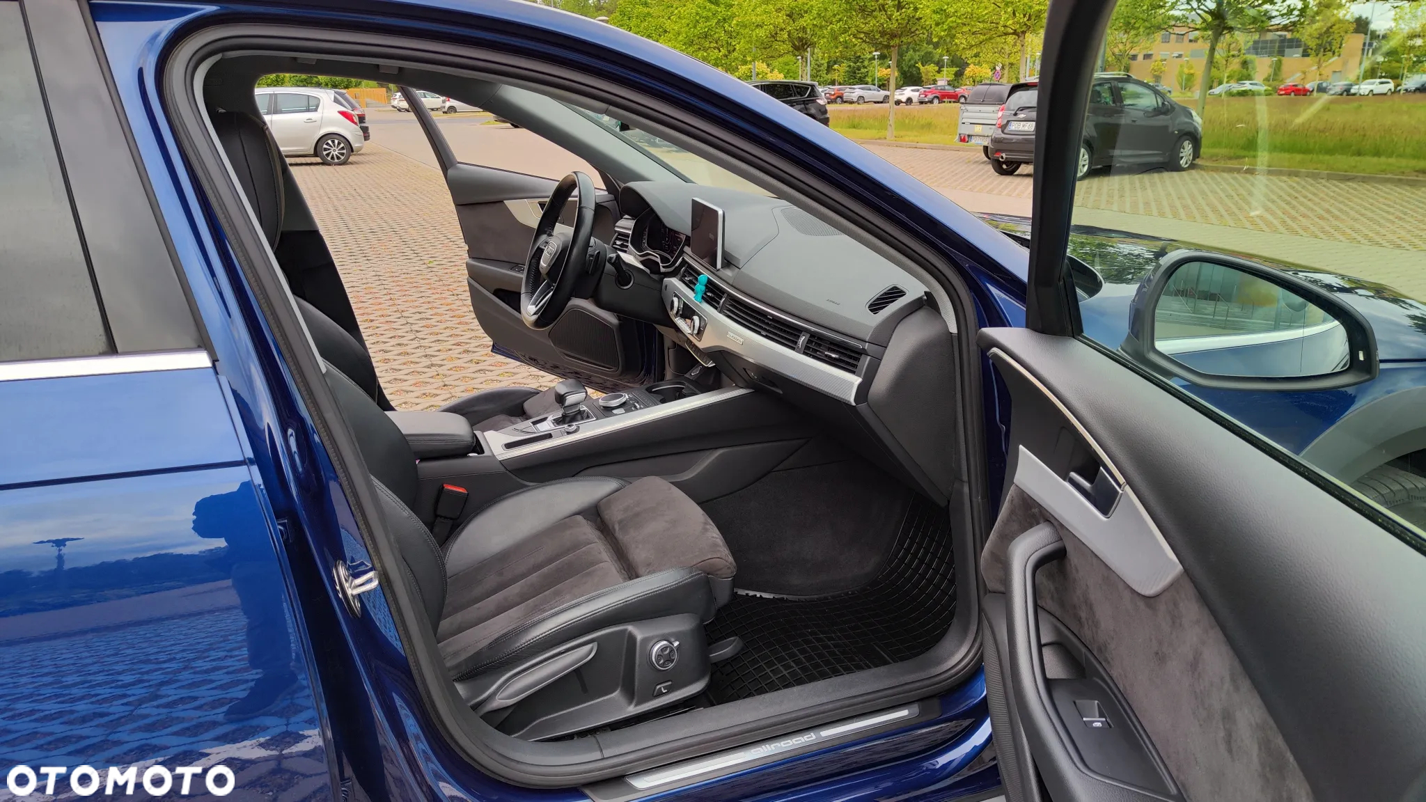 Audi A4 Allroad 2.0 TDI Quattro S tronic - 11