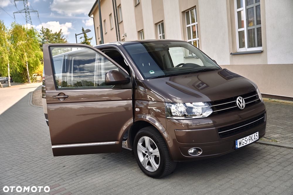 Volkswagen Multivan - 16