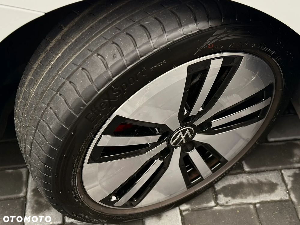 Volkswagen Golf 1.6 TDI BlueMotion Technology Trendline - 21