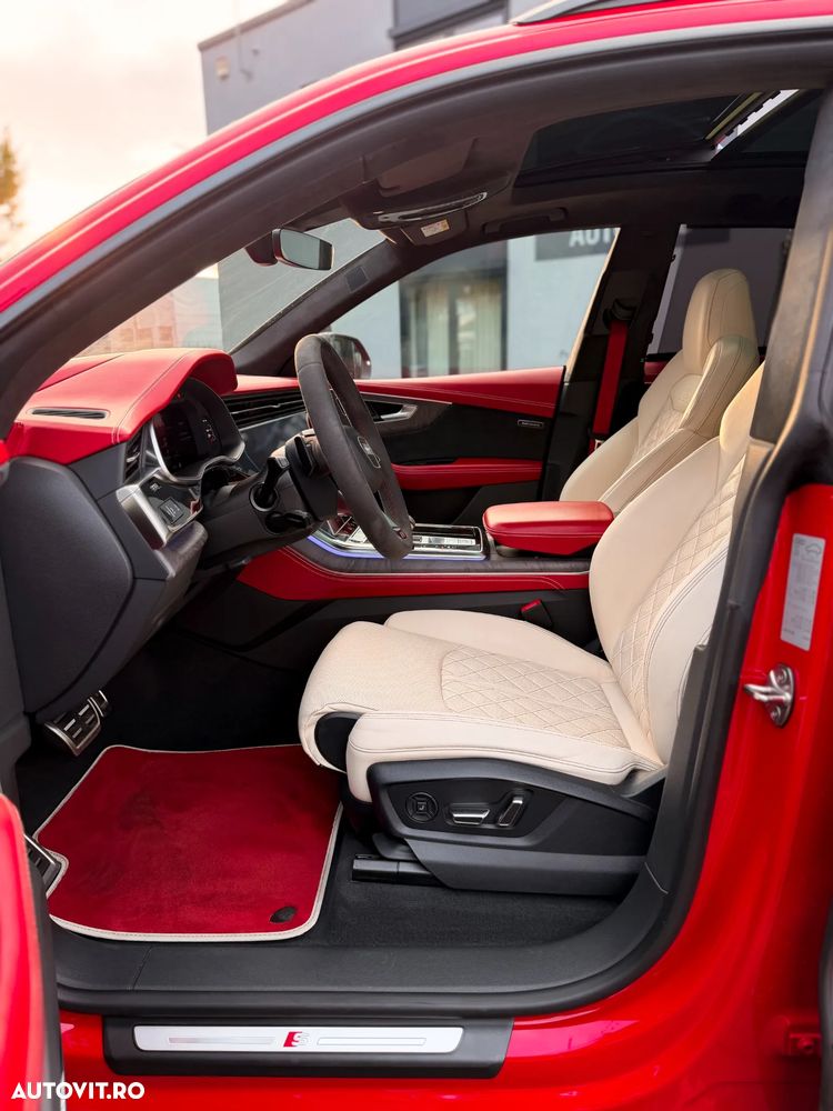 Audi Q8 - 10