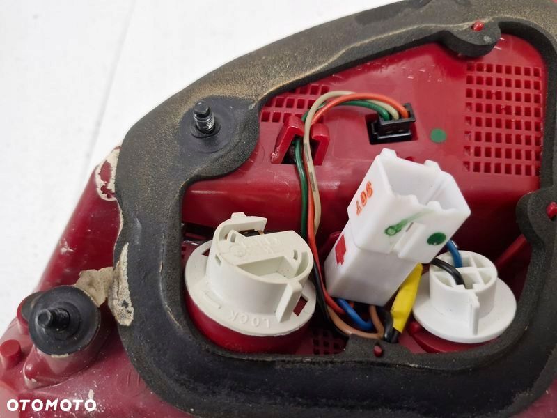 kia ceed 2 ii hb lampa lewy tył lewa tylna led w klapę 92403-a20 - 5