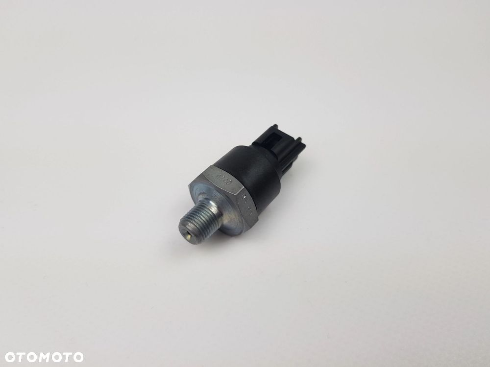 NOWY ORYGINALNY Czujnik ciśnienia oleju Toyota Aygo Yaris 401742 - 1