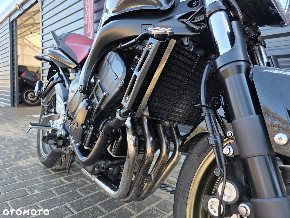 Yamaha FZ6 - 28