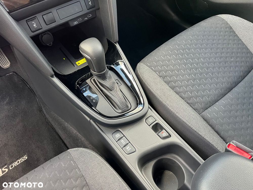 Toyota Yaris Cross Hybrid 1.5 Style - 16