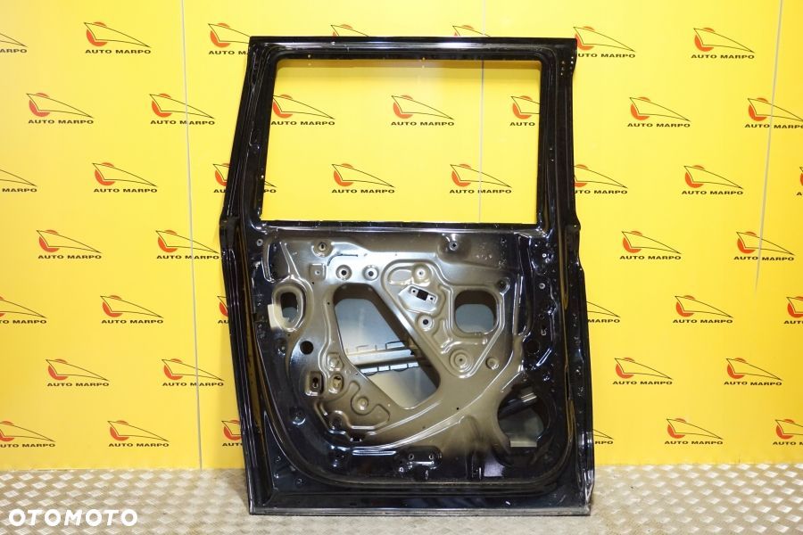 GMC CHEVROLET YUKON TAHOE 2021 - 2023 Drzwi Tył Lewe Tylne USA - 3