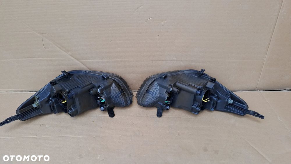 HYUNDAI I20 12-14 PRAWA LEWA LAMPA KOMPLET UŻYWANE 92102-4P500 92101-4P500 - 12