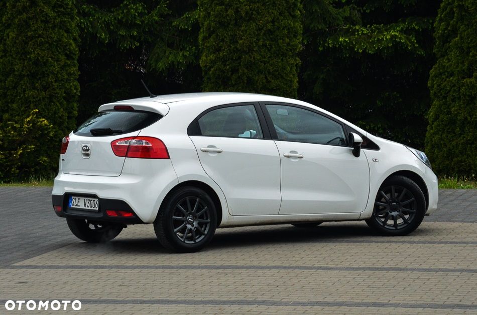 Kia Rio 1.4 Spirit - 19