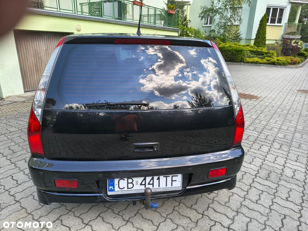 Mitsubishi Lancer 1.6 Invite - 5