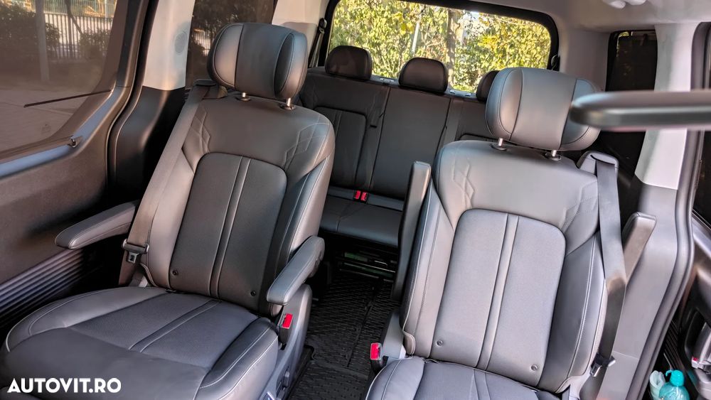 Hyundai Staria 2.2 CRDi Signature - 12