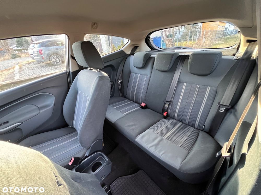 Ford Fiesta 1.25 Trend - 8