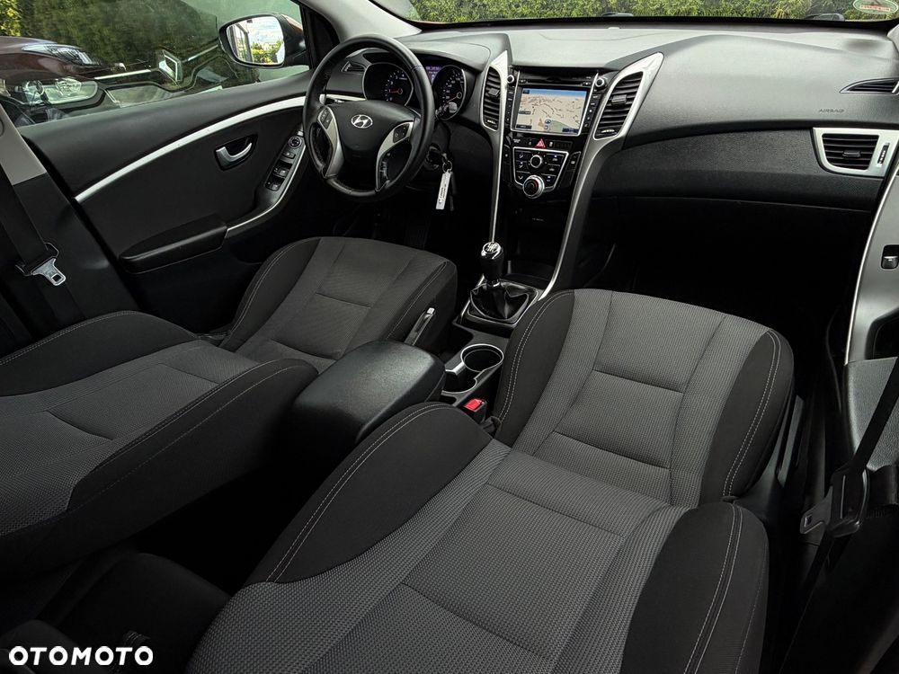 Hyundai i30 1.4 Trend - 23