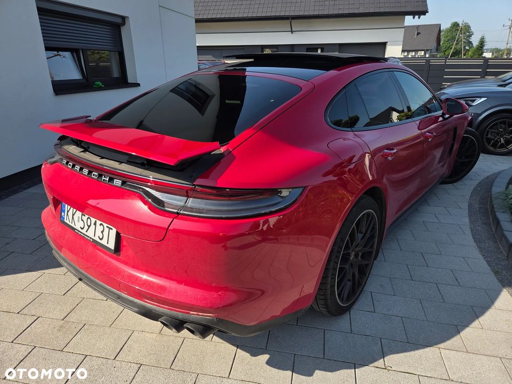 Porsche Panamera 4 - 9