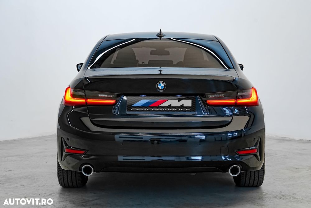 BMW Seria 3 320d Aut. Sport Line - 7