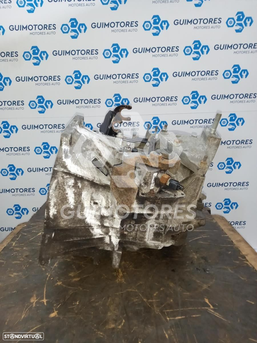 CAIXA VELOCIDADES FORD MONDEO TITANIUM 1.8TDCI 125CV, REF: 7G9R-7002-ZF - NO GEARBOX - 3
