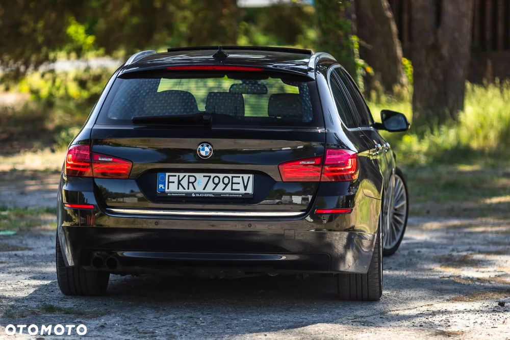 BMW Seria 5 530d xDrive Luxury Line - 10