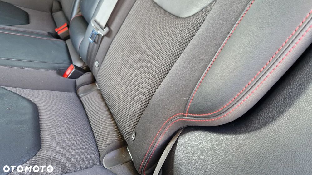 Ford Mondeo 2.0 EcoBlue ST-Line - 27