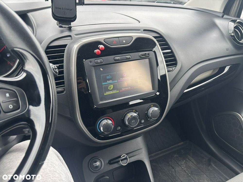 Renault Captur - 24