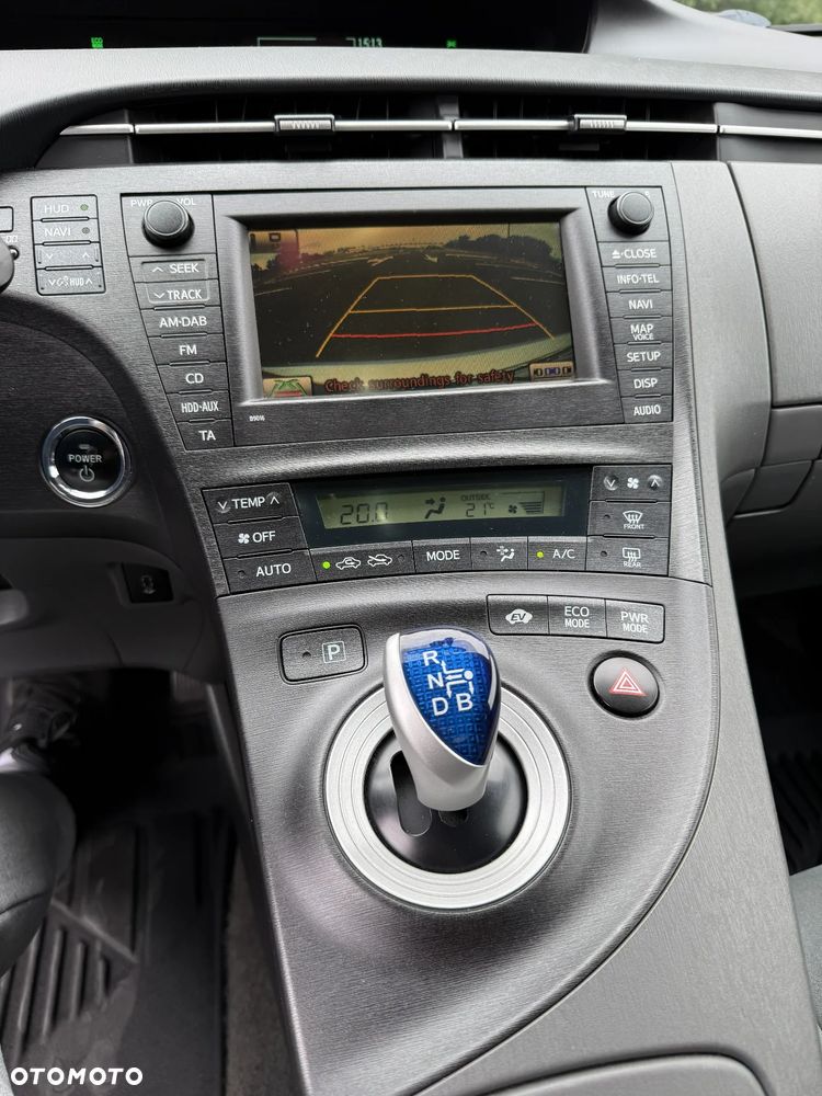 Toyota Prius - 15