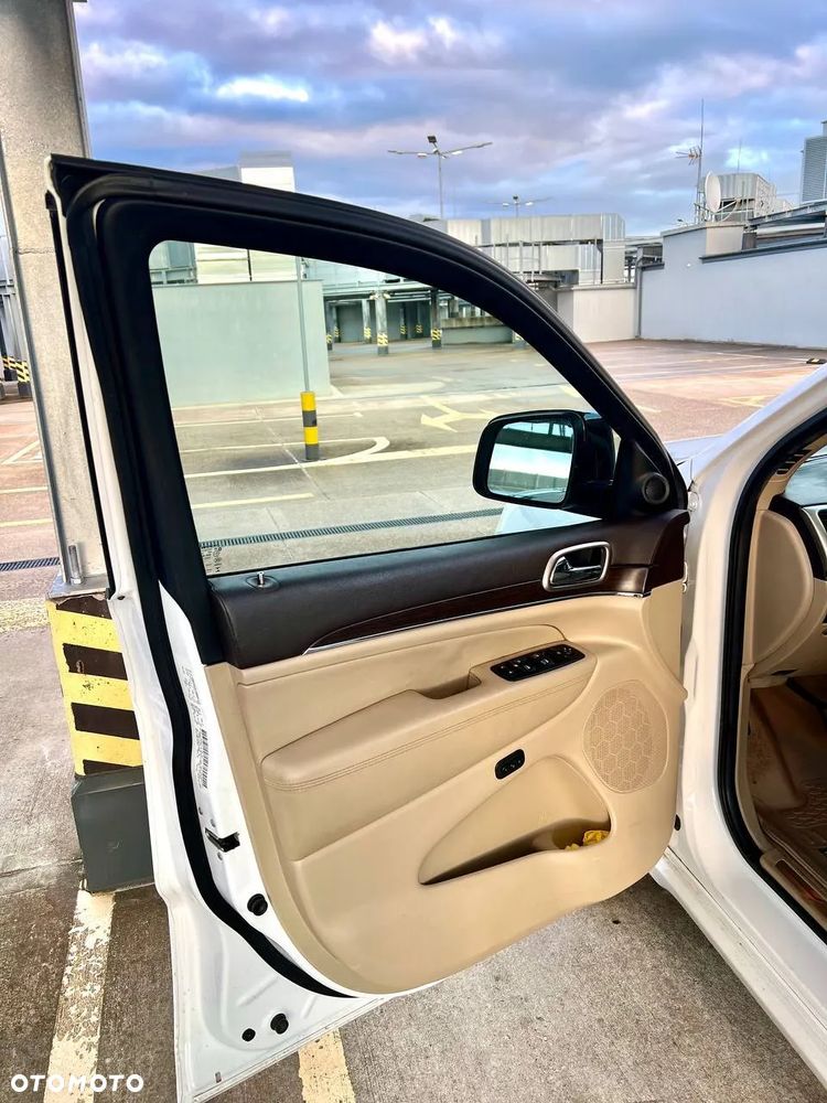 Jeep Grand Cherokee 3.6 V6 Overland - 19