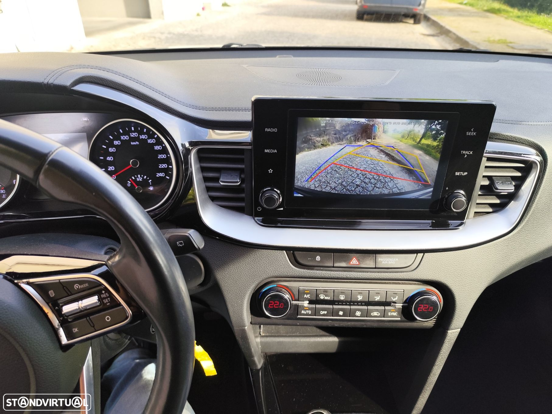 Kia Ceed SW 1.6 CRDi MHEV Drive+SRF - 19