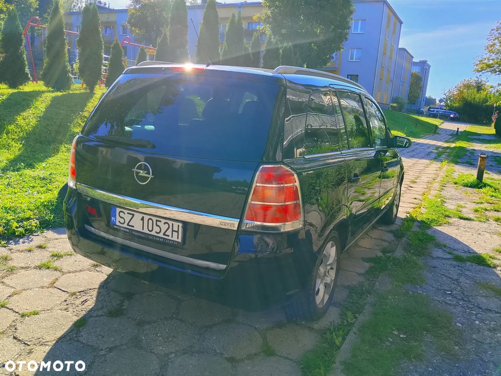 Opel Zafira - 3