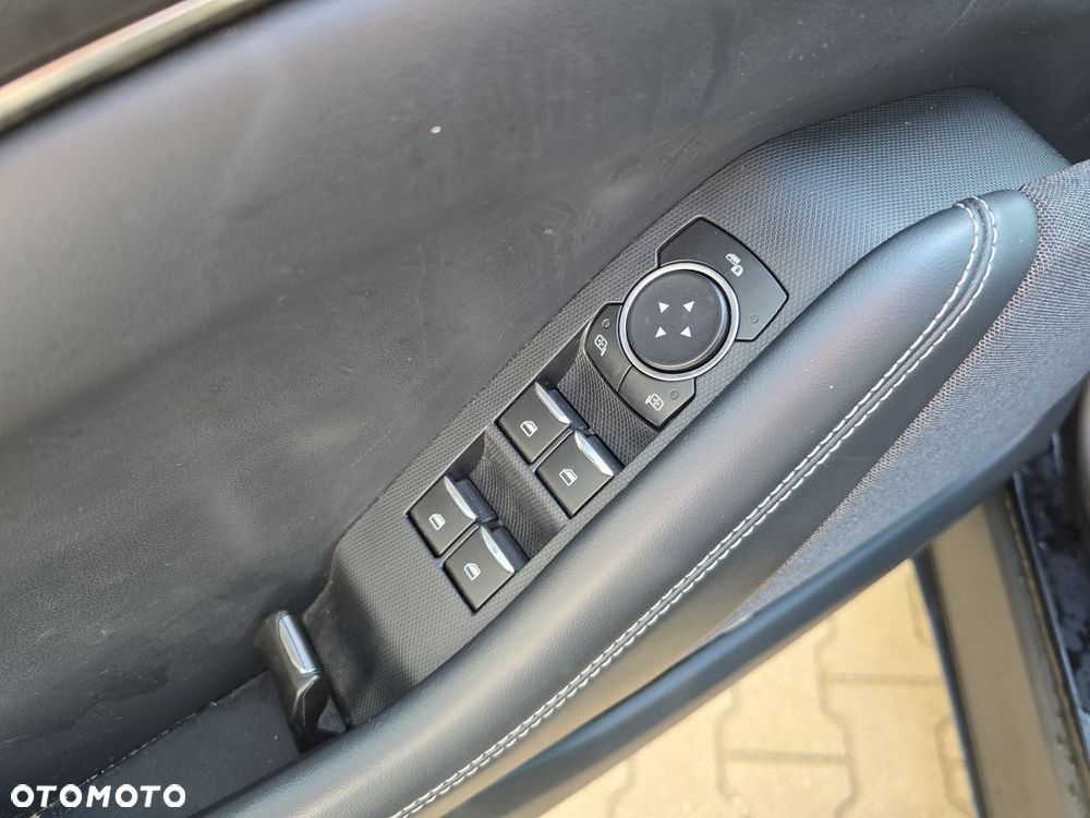 Ford Mustang Mach-E 98kWh RWD - 26