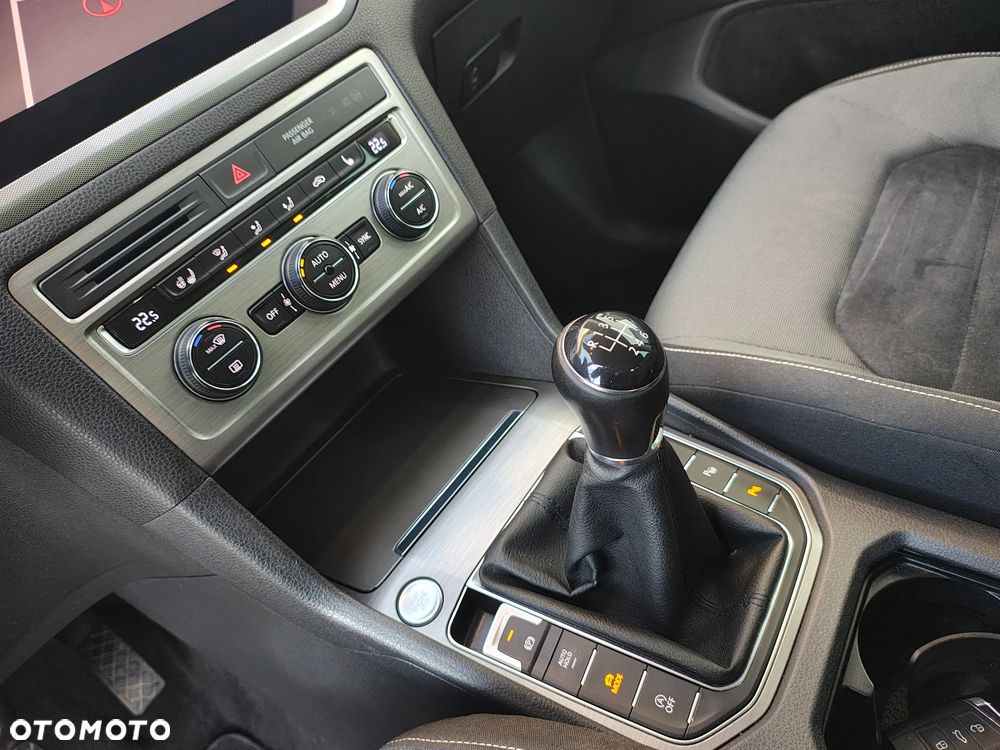 Volkswagen Golf Sportsvan SV 2.0 TDI BMT Highline - 34