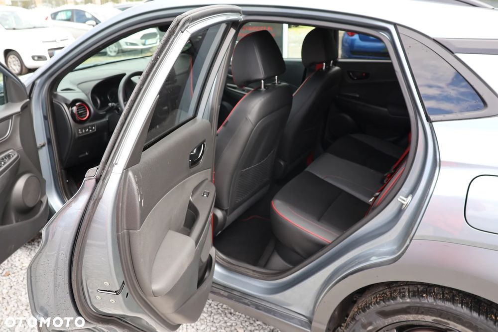 Hyundai Kona 1.6 T-GDI Premium DCT - 8