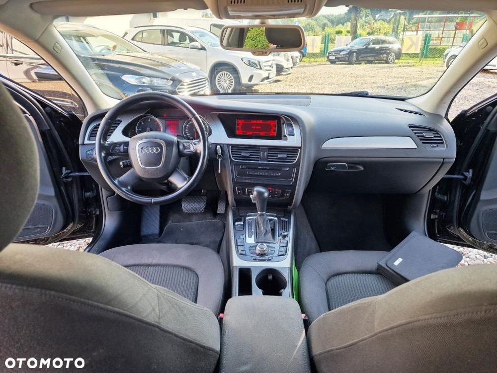 Audi A4 Avant - 10