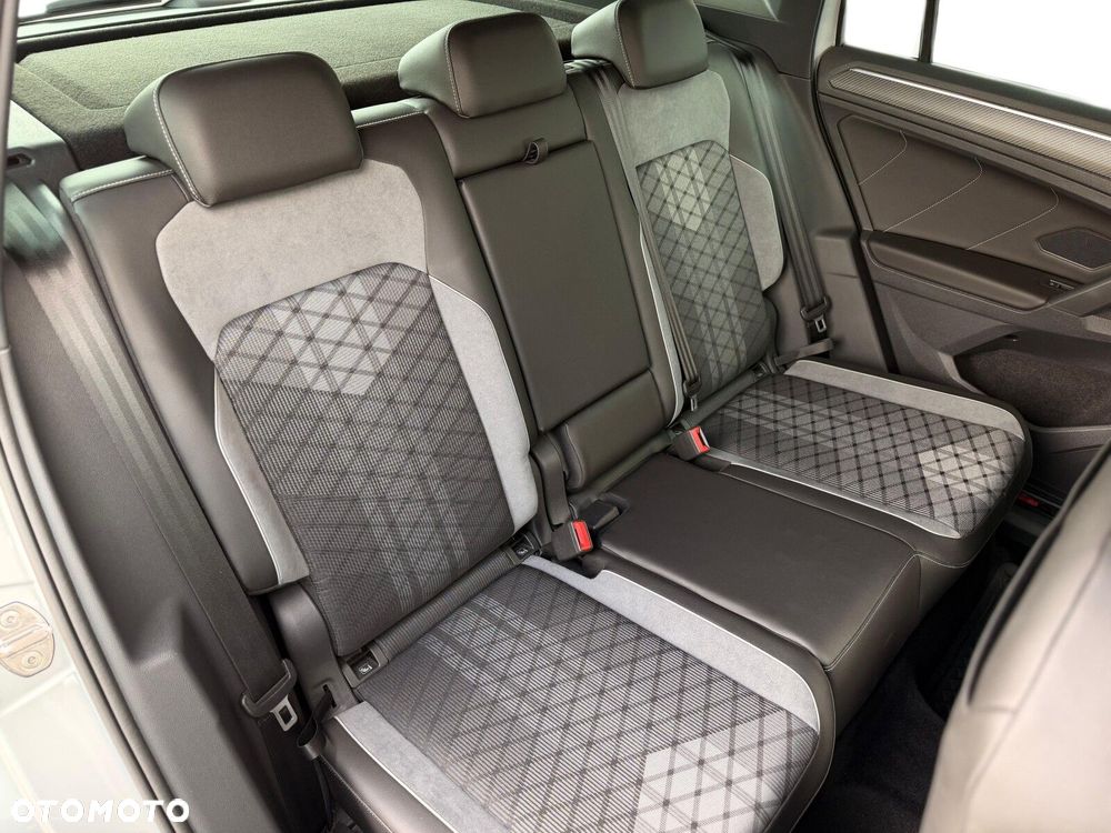 Volkswagen Tiguan 2.0 TSI 4Mot R-Line DSG - 24