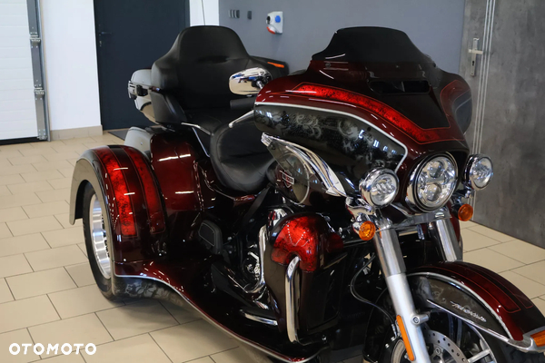 Harley-Davidson FLHS Electra Glide