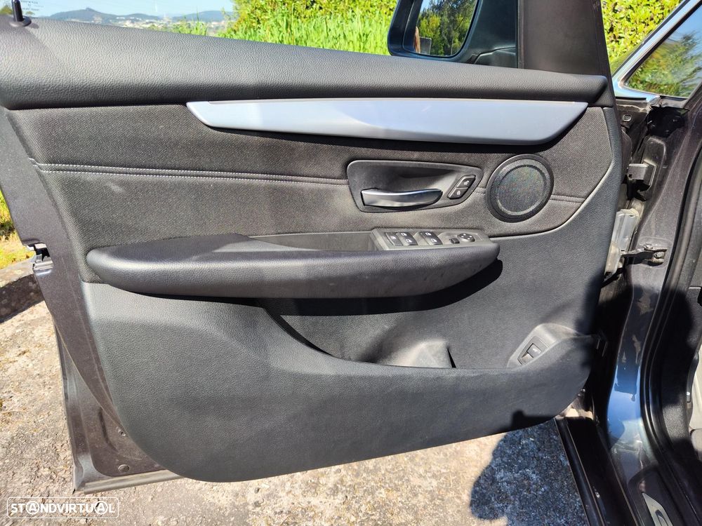 BMW 216 Active Tourer d Line Sport - 8