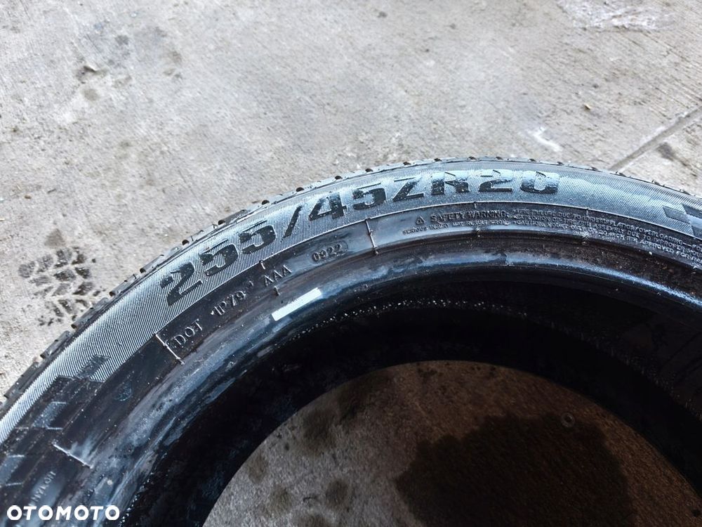 OPONA LATO ROYAL BLACK ROYAL PERFORMANCE 255/45R20 105W 09/22 6MM - 9