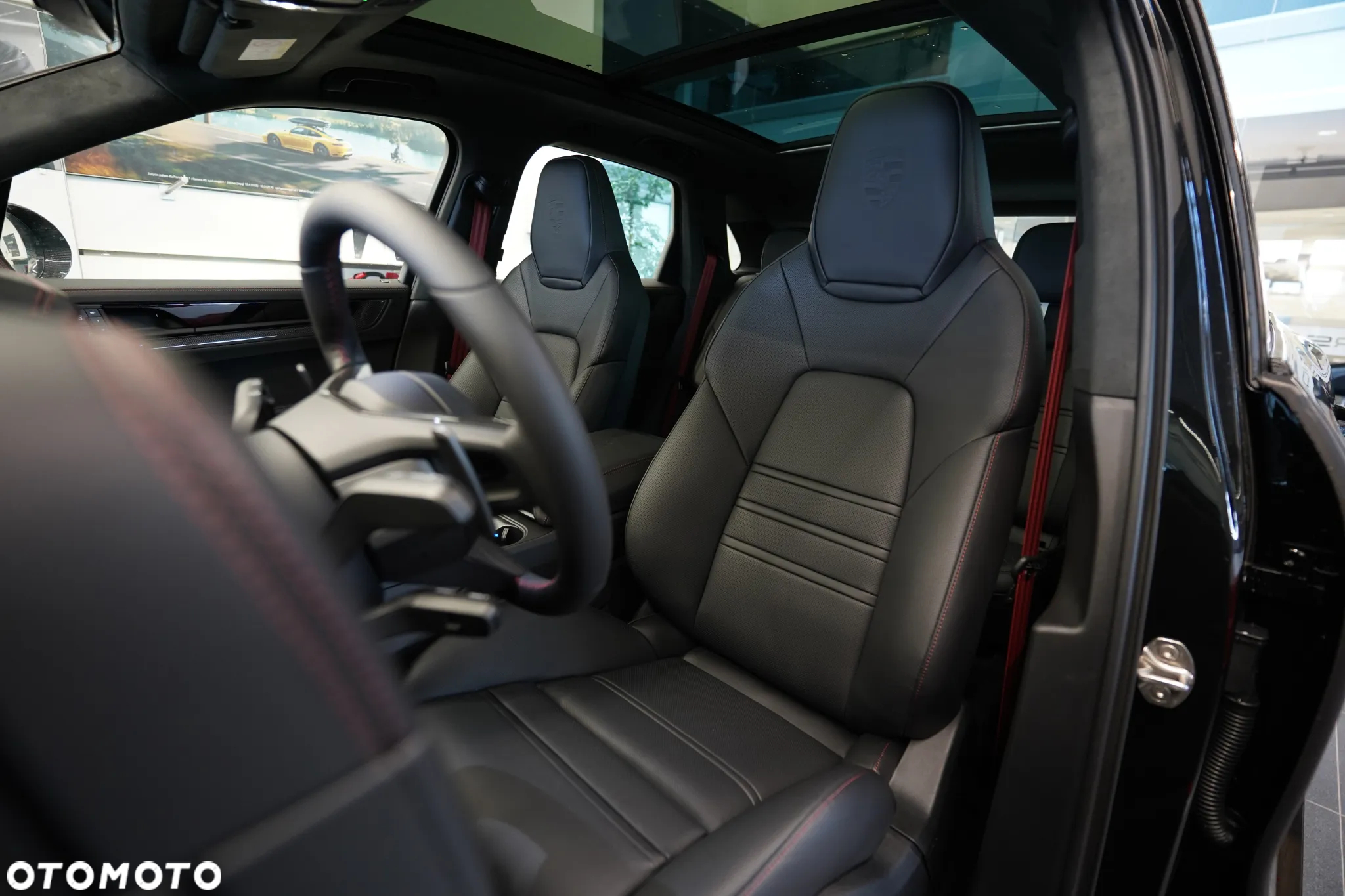 Porsche Cayenne GTS - 10