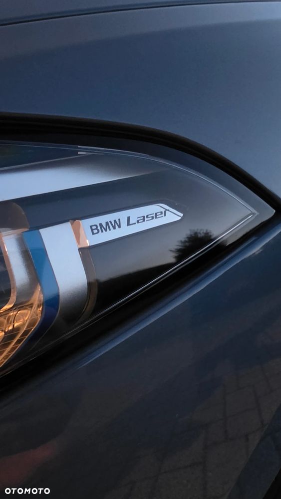 BMW Seria 8 - 21