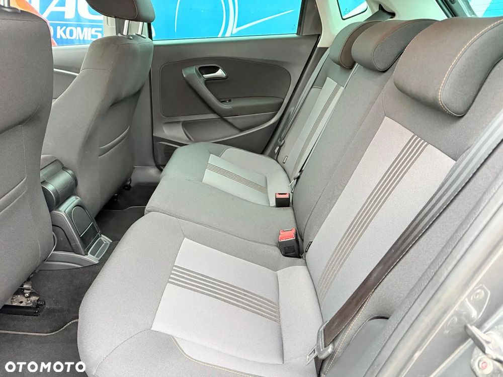 Volkswagen Polo 1.2 TSI Blue Motion Technology Allstar - 12