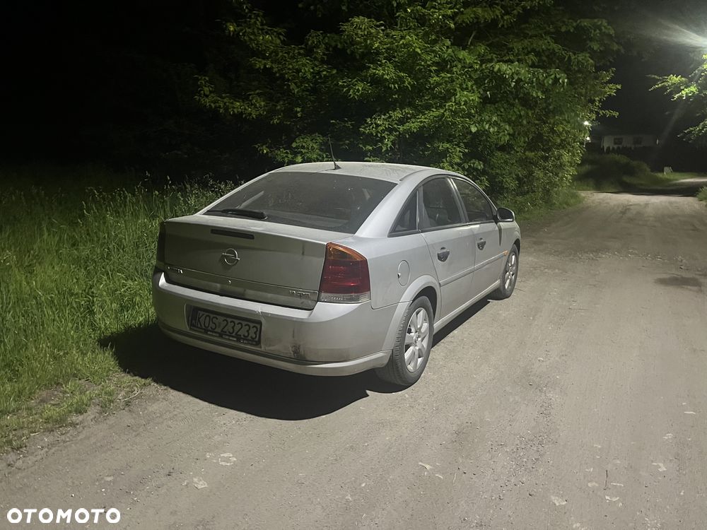 Opel Vectra 1.9 CDTI Essentia - 3