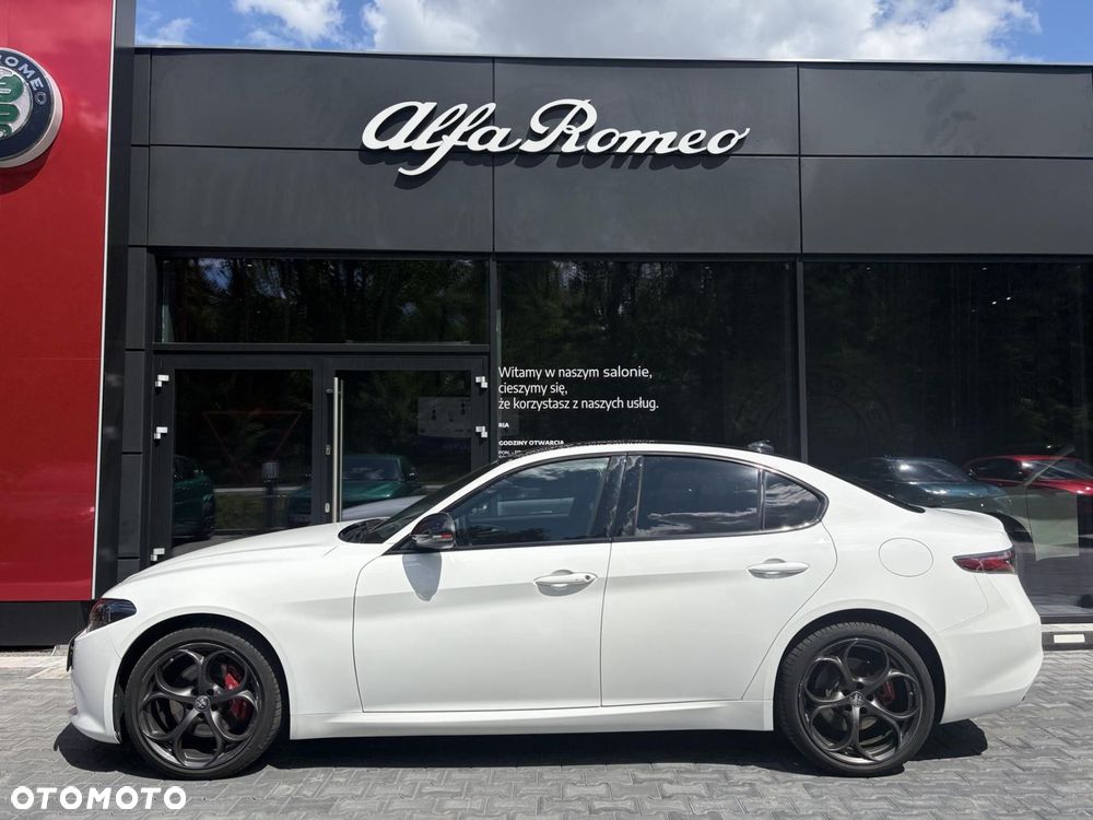 Alfa Romeo Giulia 2.0 Turbo Tributo Italiano Q4 - 3