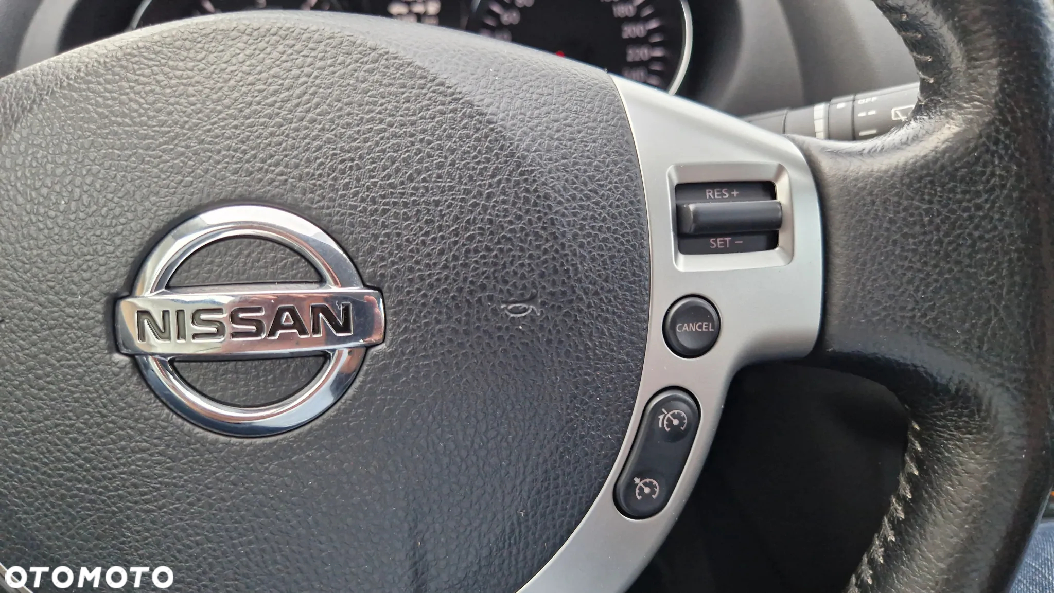 Nissan Qashqai 1.6 dCi DPF tekna - 20