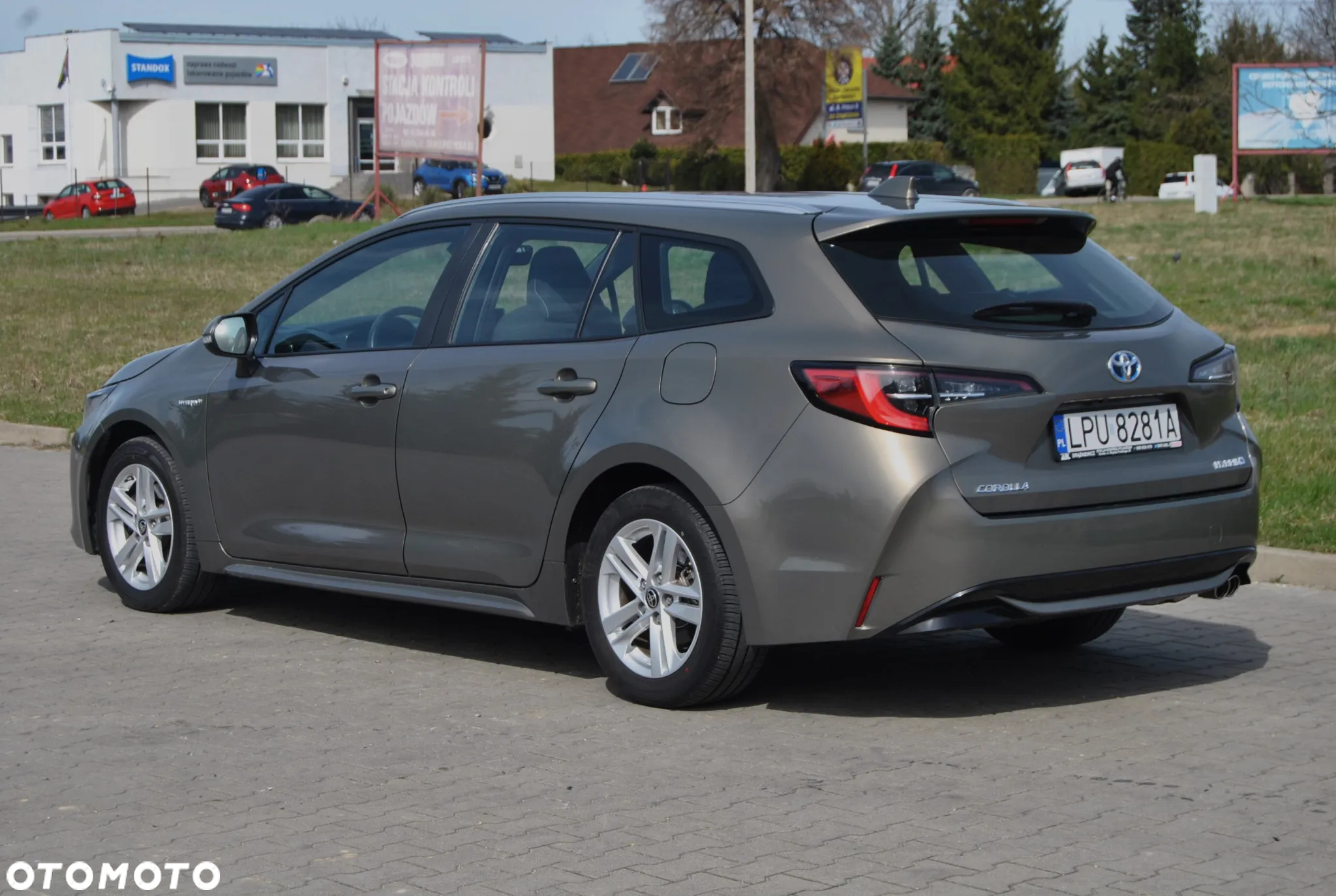 Toyota Corolla 2.0 Hybrid Touring Sports Business Edition - 4