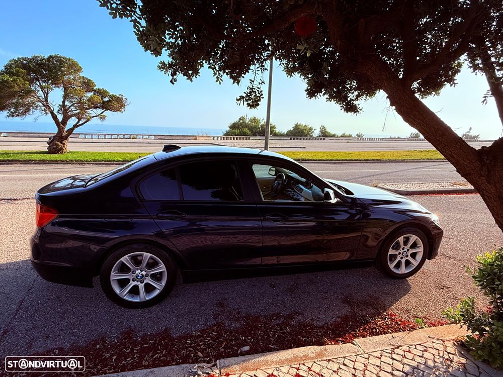 BMW 325 d Line Sport - 9